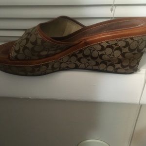 Signature Coach wedges